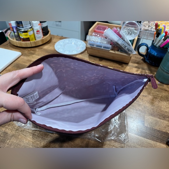 Thirty-One Fall Hues Geo Zipper Pouch - Picture 4 of 6